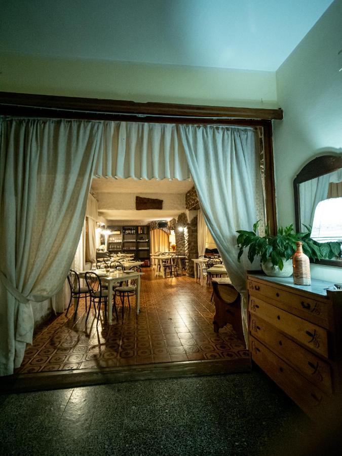 Albergo Ristorante Locanda Rosella Giba Exterior photo